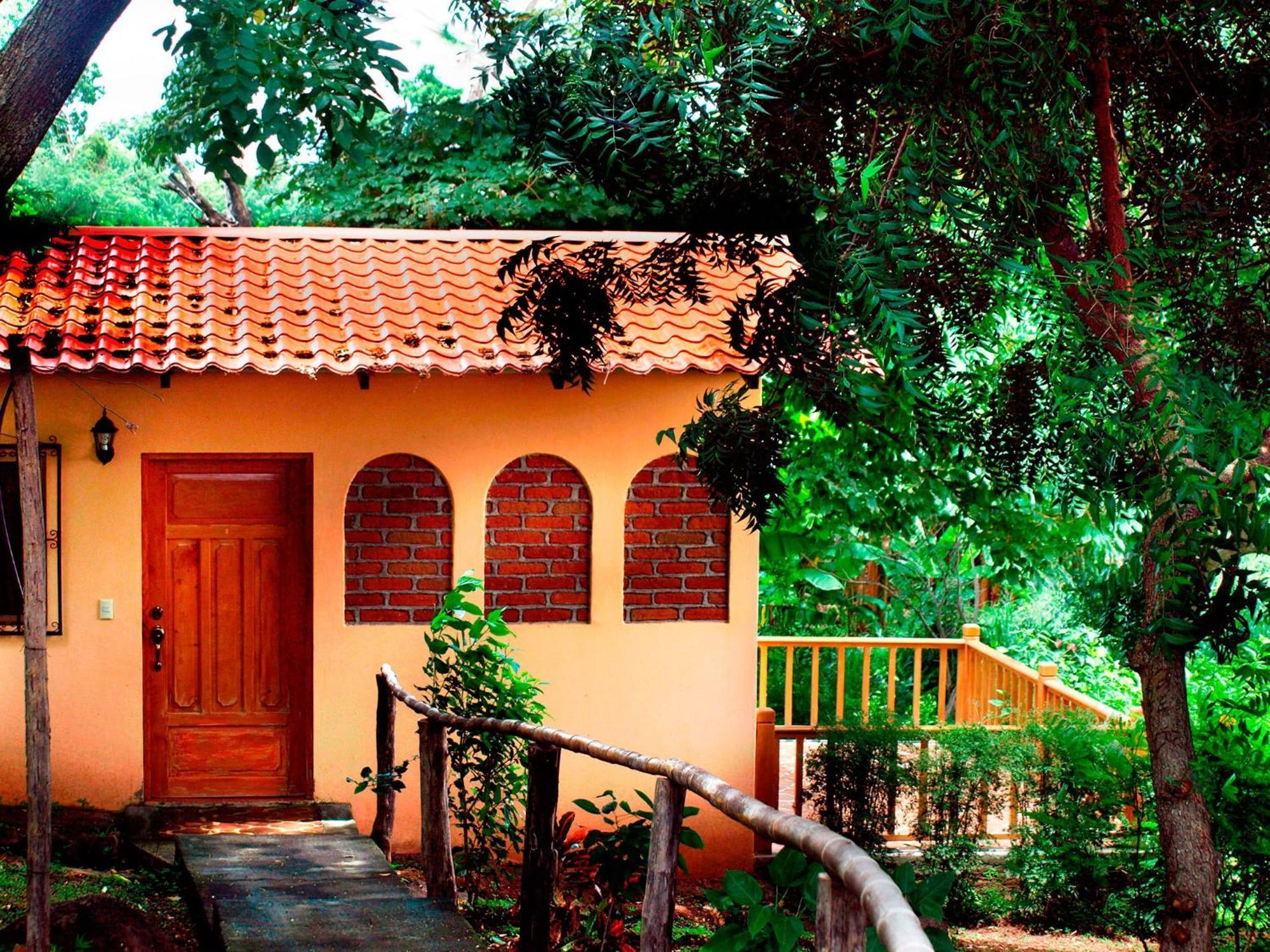 El Encanto Garden Hotel Санта-Крус Экстерьер фото